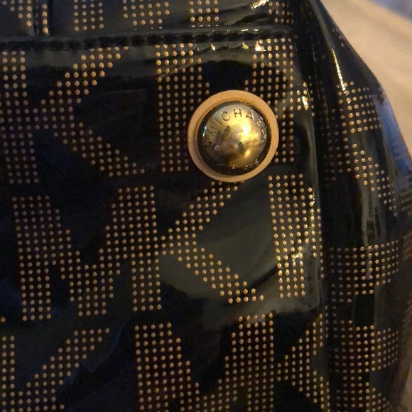 Michael Kors Patent Tote - Picture 5 of 7